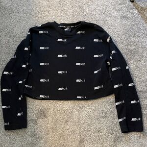 Nike air women’s crop top excellent condition